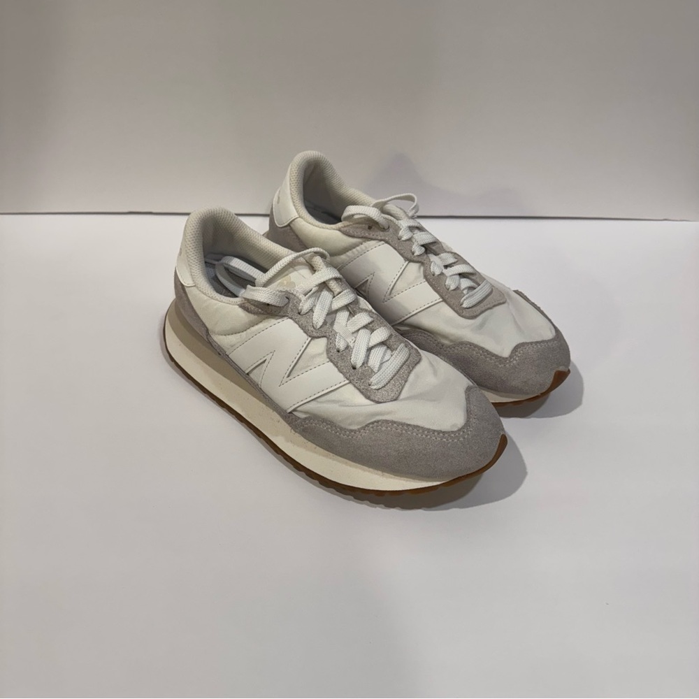 New Balance 237 size 8